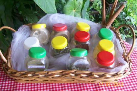 Condimentos com 100g - preços variam de R$ 2,80 à R$ 6,80 